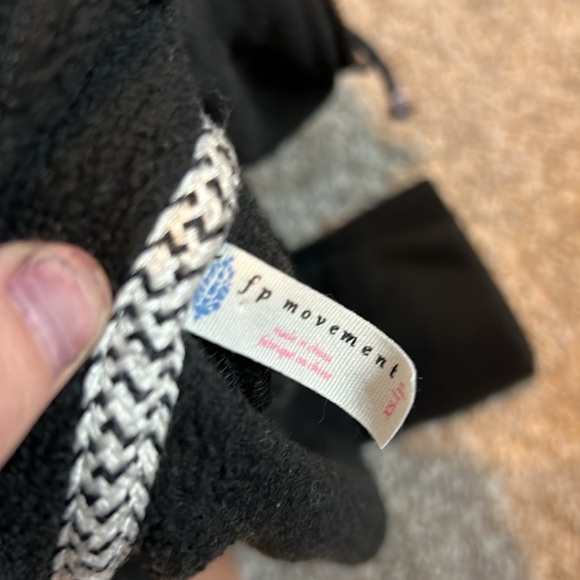 FP Movement By Free People Climb High Fleece Jacket Black Size XS Oversized - Picture 11 of 15